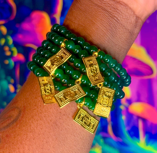 I am a Magnet for Money💴
